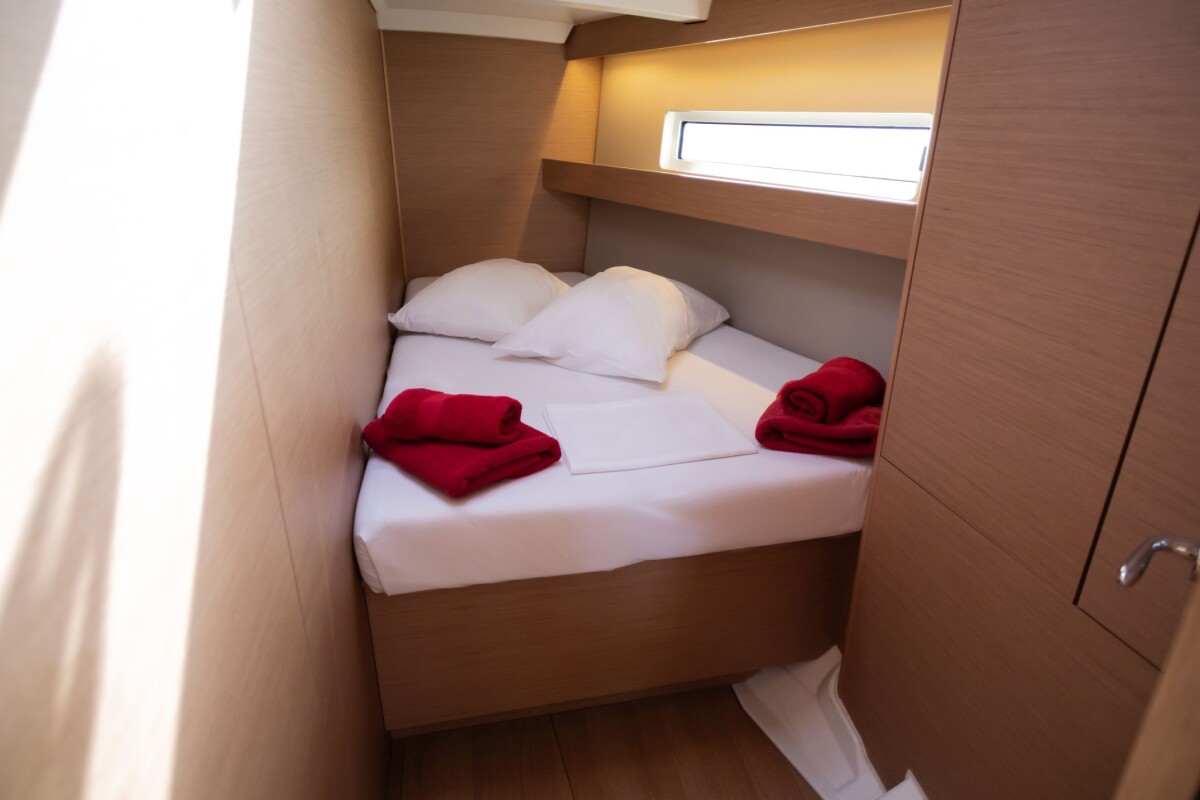 Sun Odyssey 440 Irini