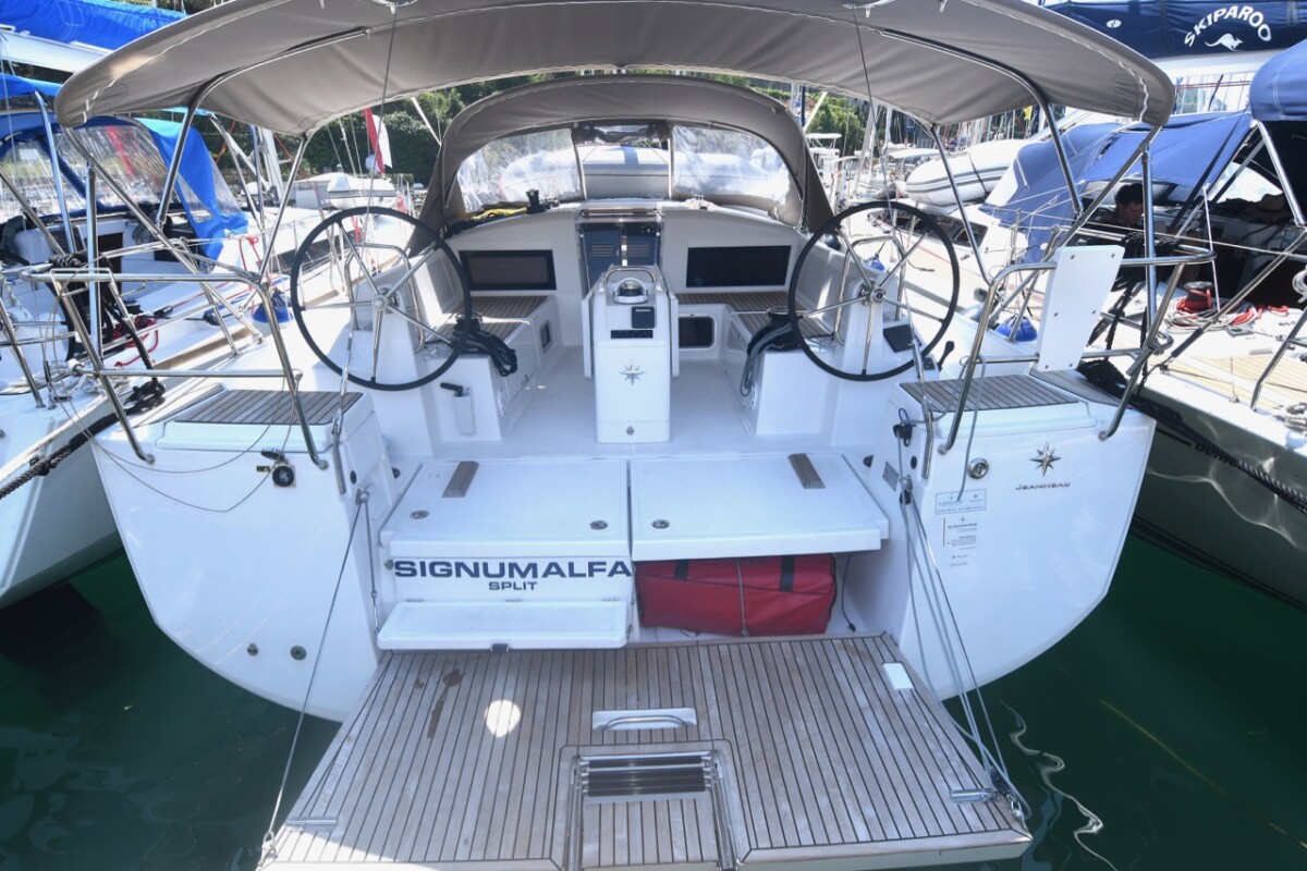 Sun Odyssey 440 Signum Alfa