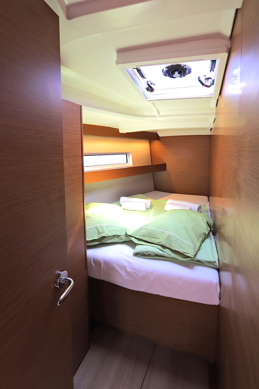 Sun Odyssey 440 Ermis