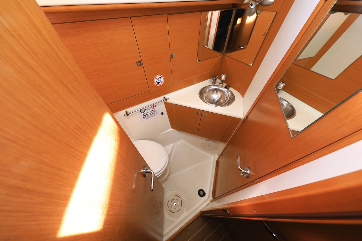 Sun Odyssey 44i Sveamare