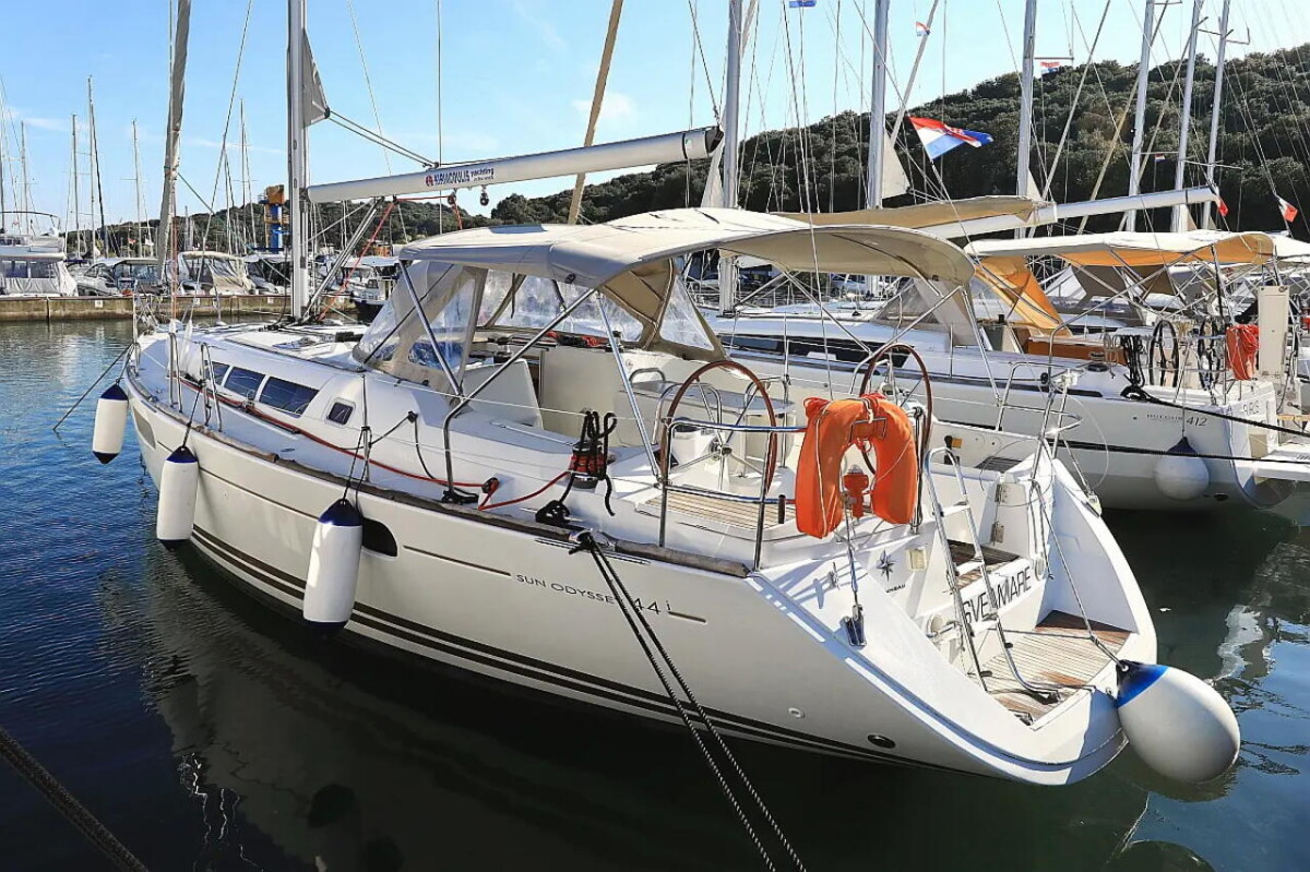 Sun Odyssey 44i ECONOMY