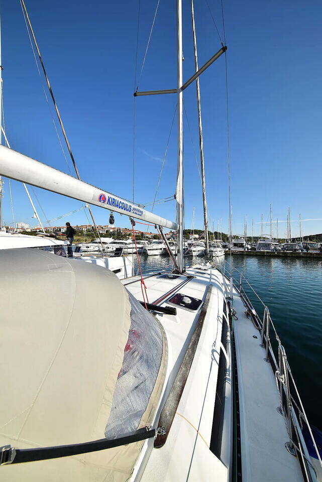 Sun Odyssey 44i ECONOMY