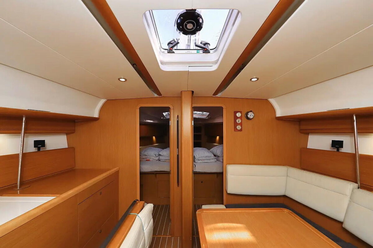 Sun Odyssey 44i ECONOMY