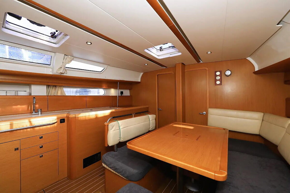 Sun Odyssey 44i ECONOMY