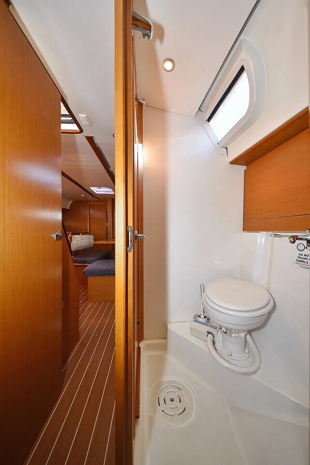 Sun Odyssey 44i ECONOMY
