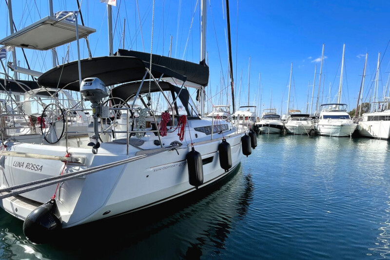 Sun Odyssey 479 Luna Rossa