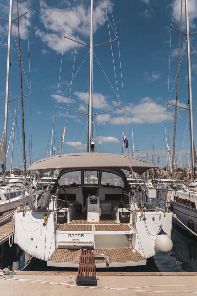 Sun Odyssey 490