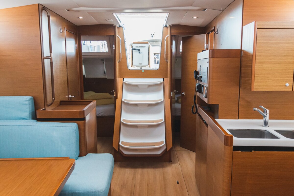 Sun Odyssey 490