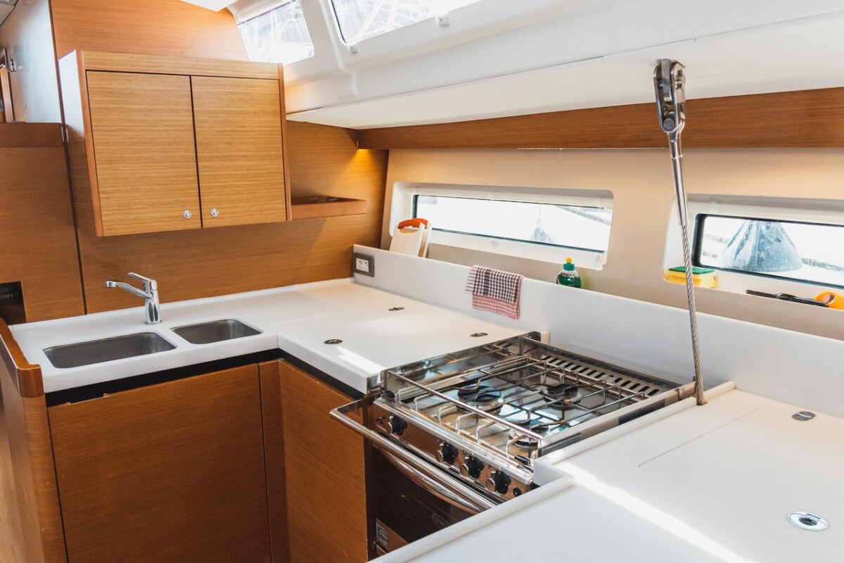 Sun Odyssey 490