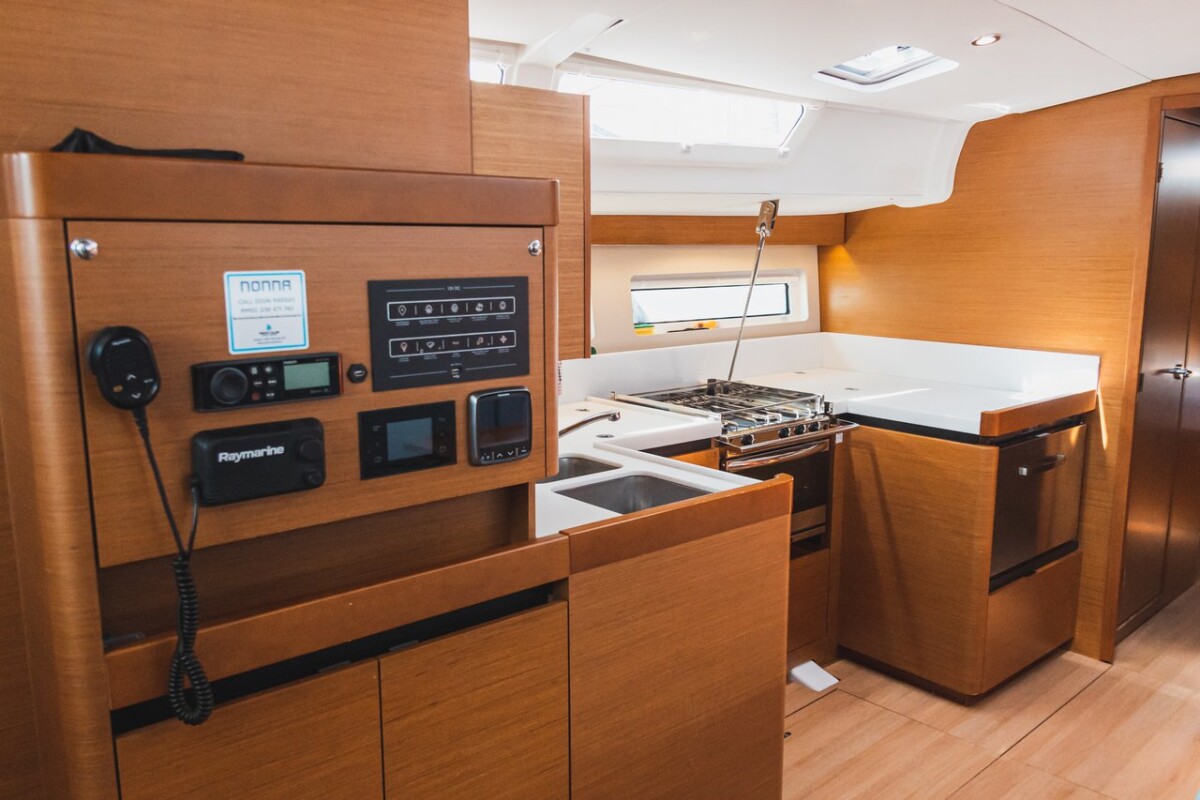 Sun Odyssey 490