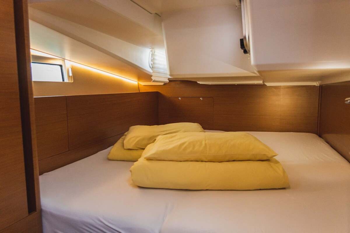 Sun Odyssey 490