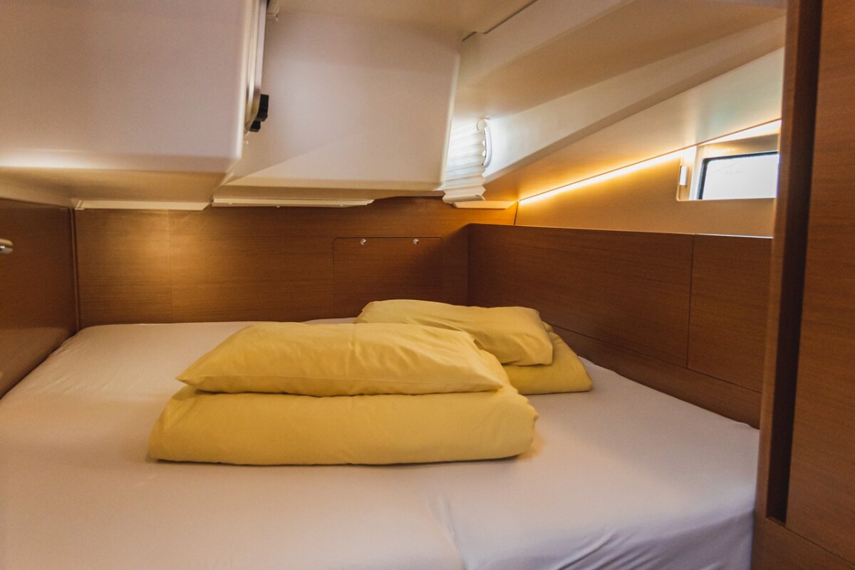 Sun Odyssey 490