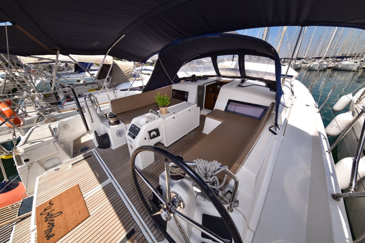 Sun Odyssey 490