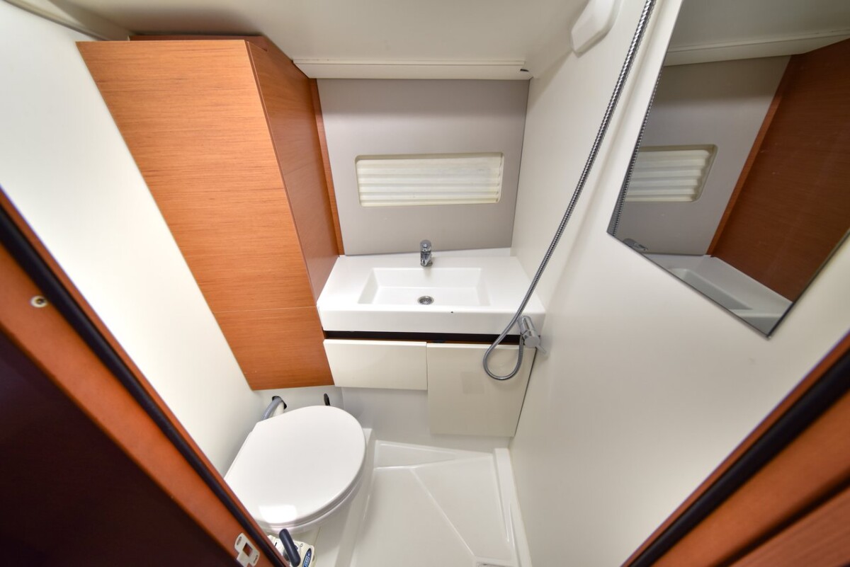Sun Odyssey 490