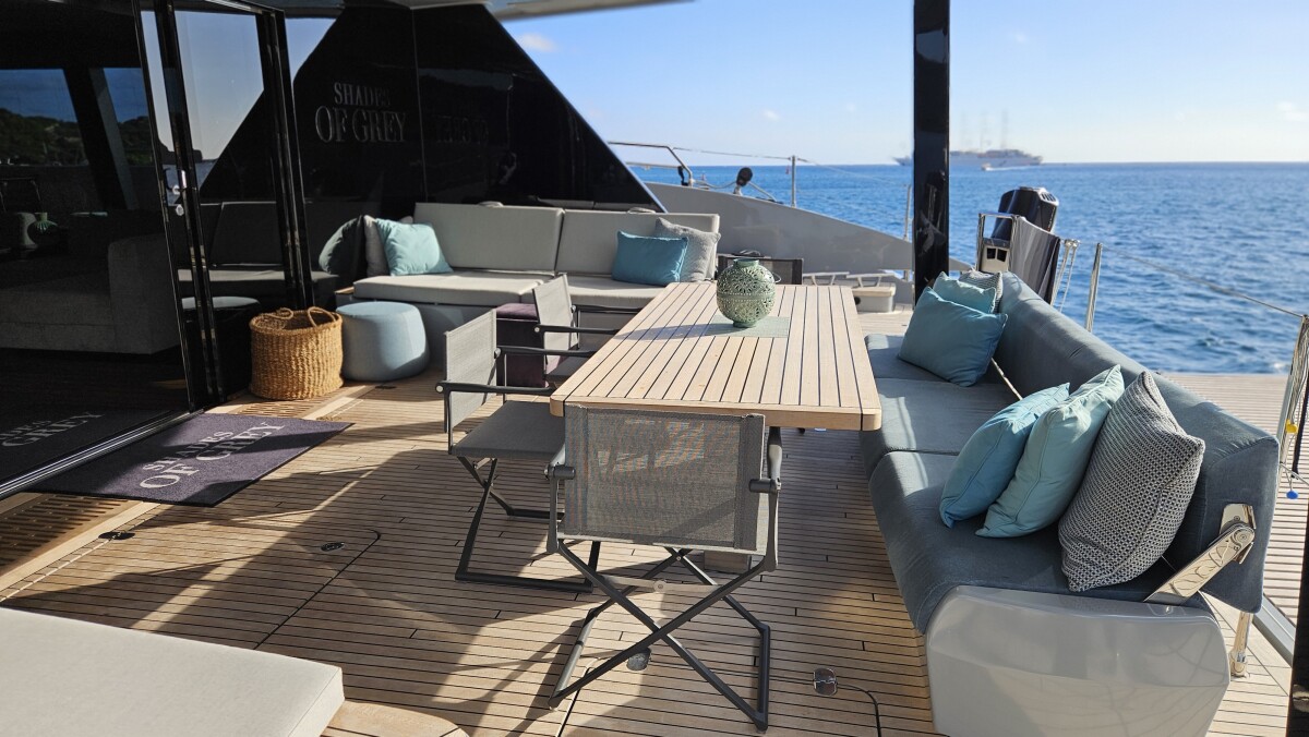 Sunreef 80 Shades of Grey