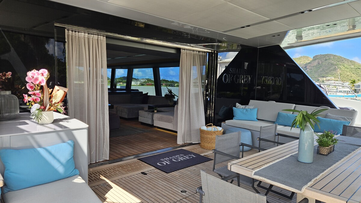 Sunreef 80 Shades of Grey
