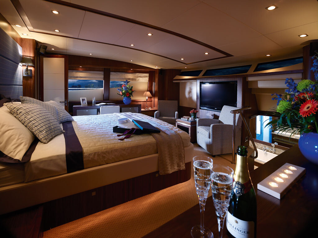 Sunseeker 34 Metre Yacht Arago