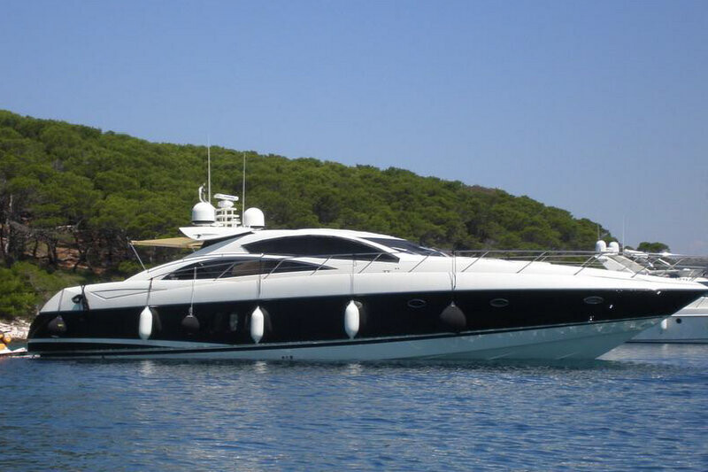 Sunseeker Predator 72 Ghost