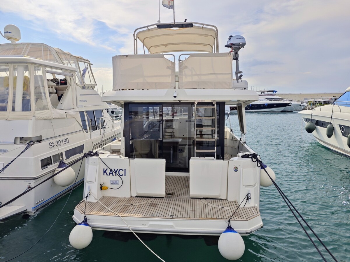 Swift Trawler 35 Kayci