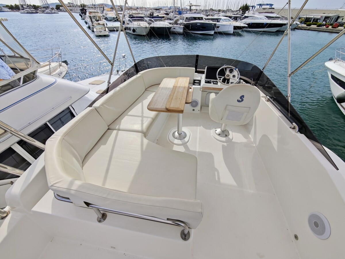 Swift Trawler 35 Kayci