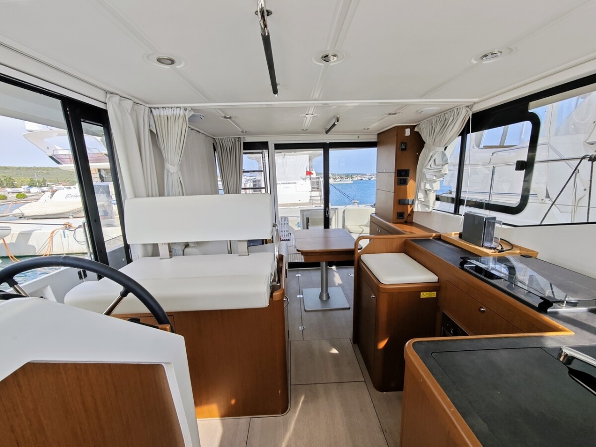Swift Trawler 35 Kayci