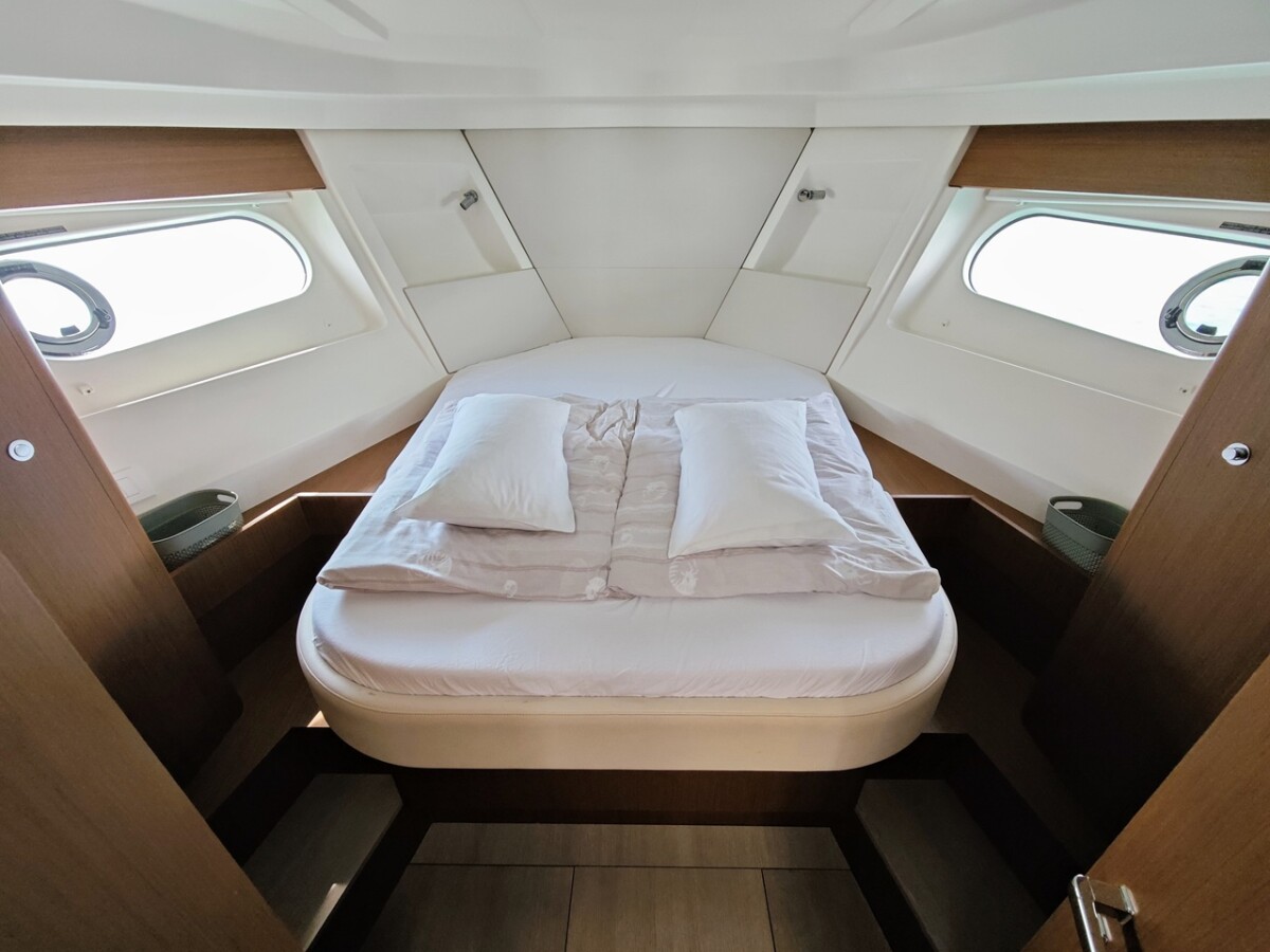 Swift Trawler 35 Kayci
