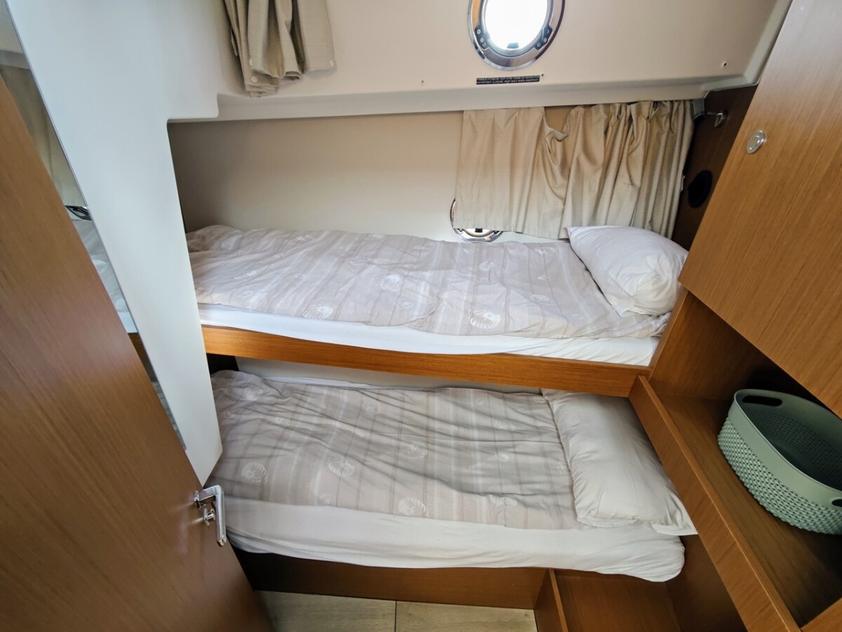 Swift Trawler 35 Kayci