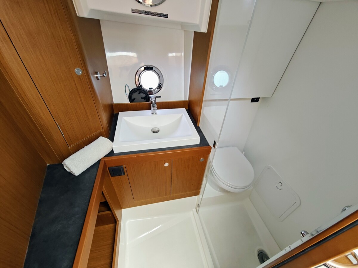 Swift Trawler 35 Kayci